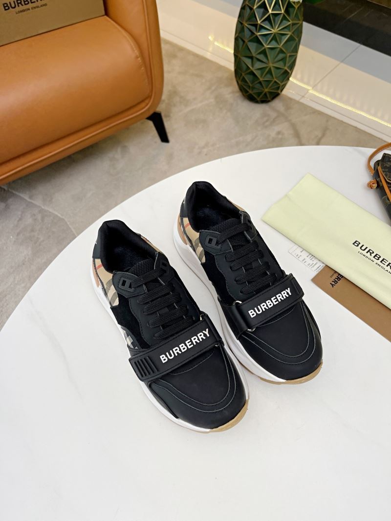 Burberry Low Shoes